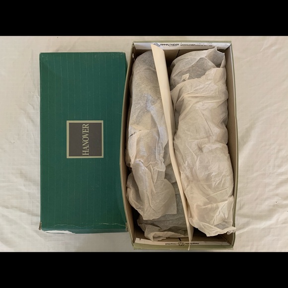 Vintage Hanover 9E shoes. New in box new worn. main image 7